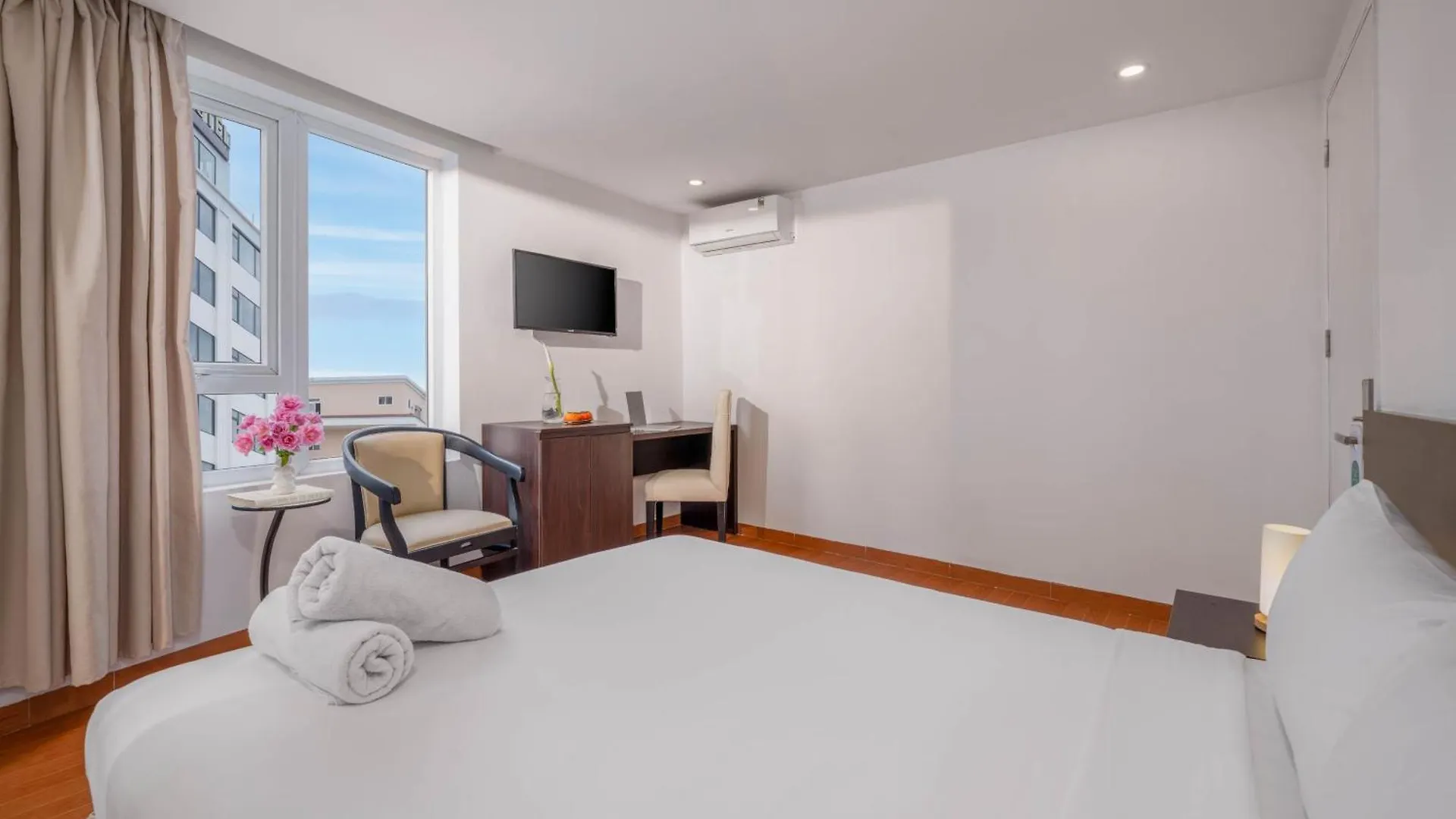 Haya Hotel 3*, Da Nang Vietnam