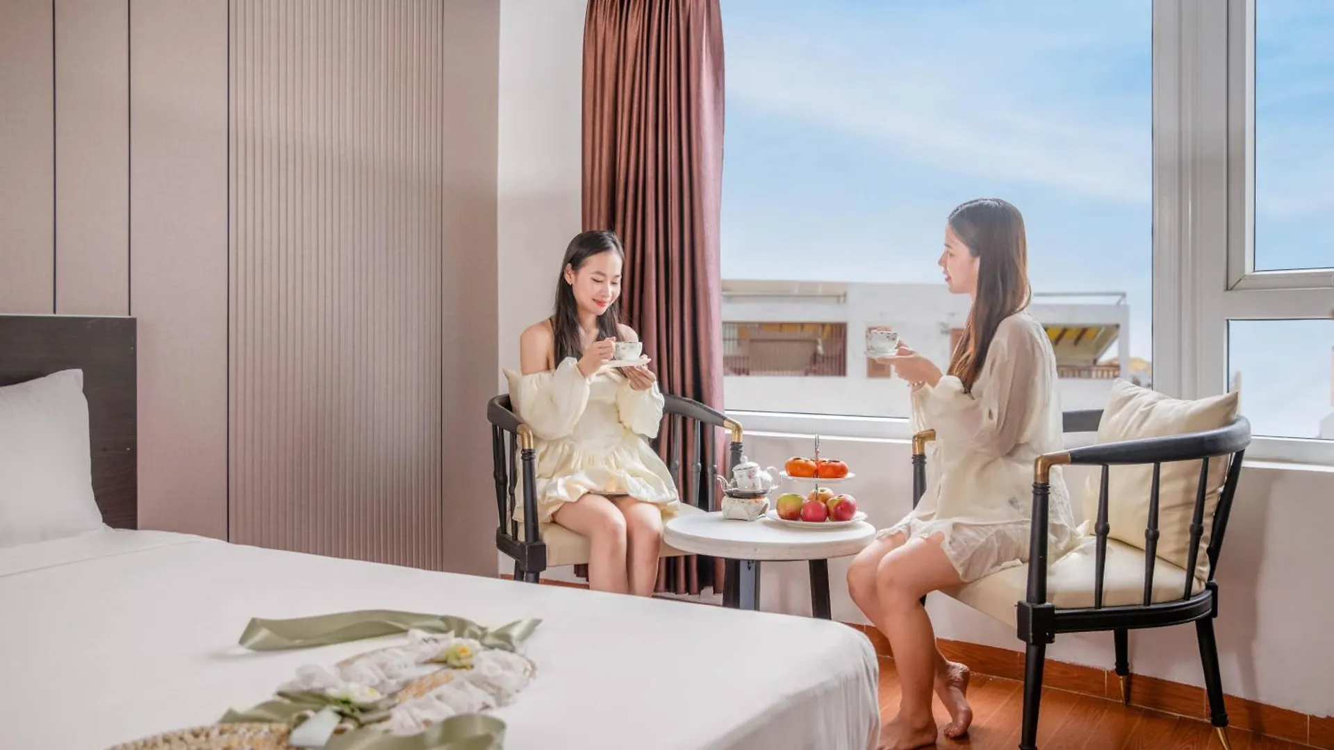 Haya Hotel